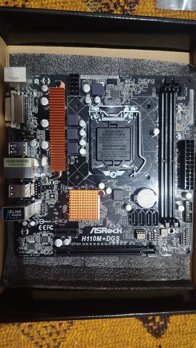 Материнская плата