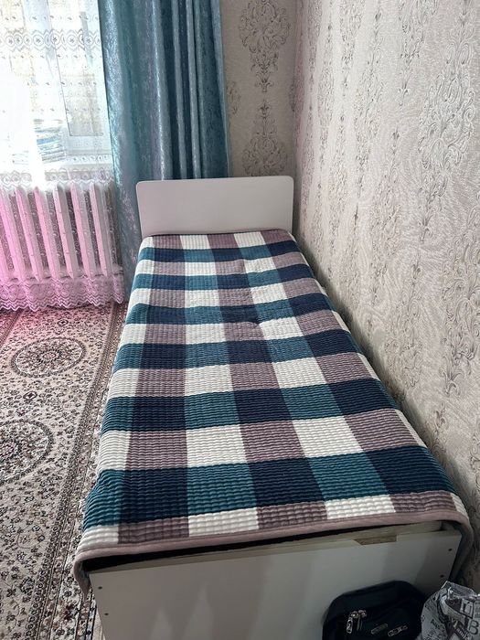 Продам детский гарнитур с двумя кроватью