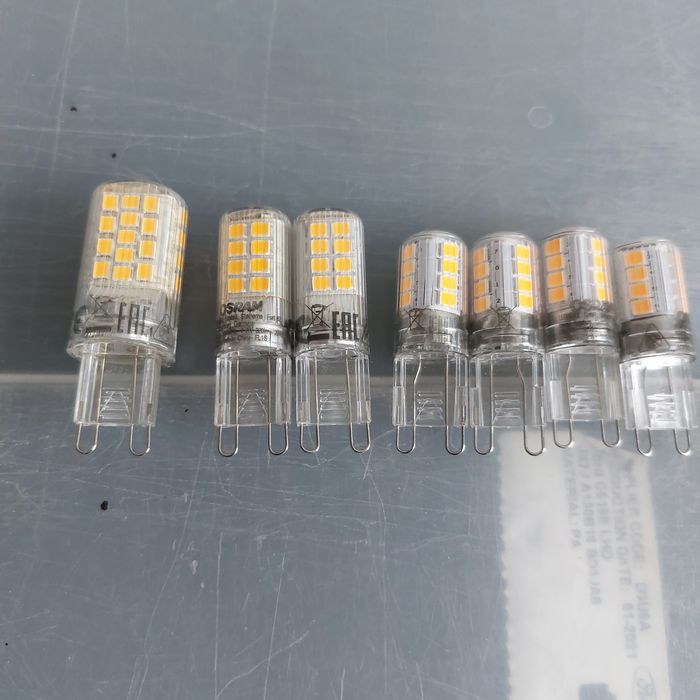 Lampă 4 BUCĂȚI LED tehnologie LED 4 buç