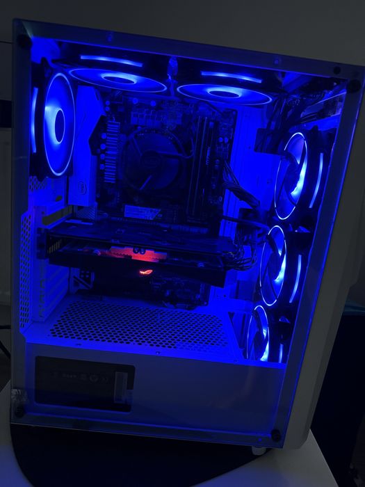 Vand pc gaming low-medium i5 7400 , gtx1050ti 4gb
