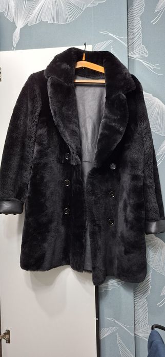 Продам натуральную дубленку