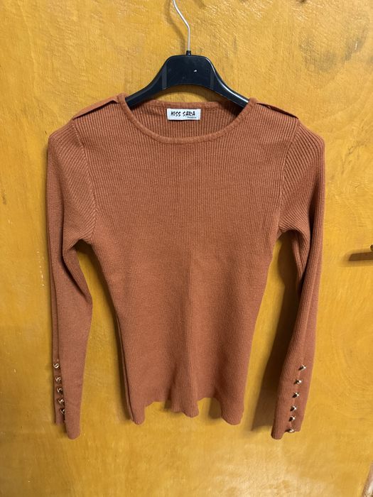 Блузи с дълъг ракав и половери