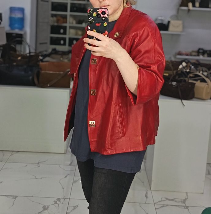 Кожаная куртка пиджак