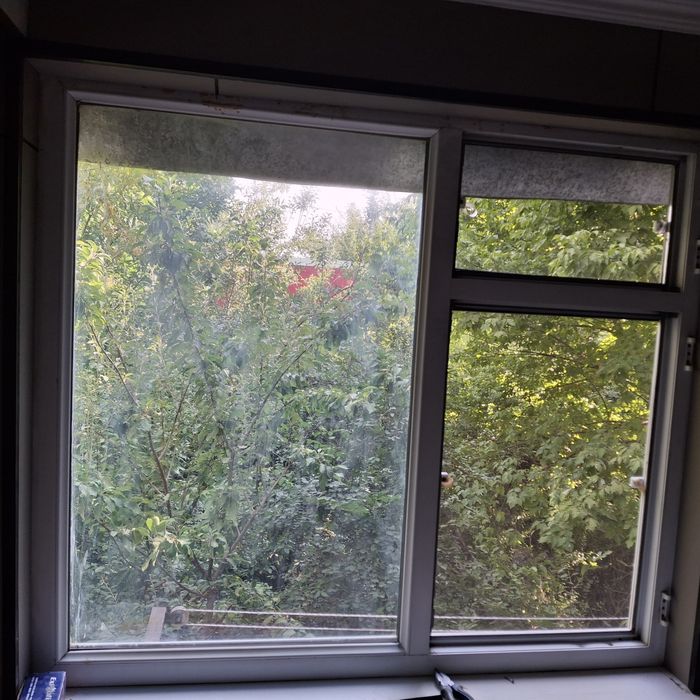 2шт.Пластиковые  окна