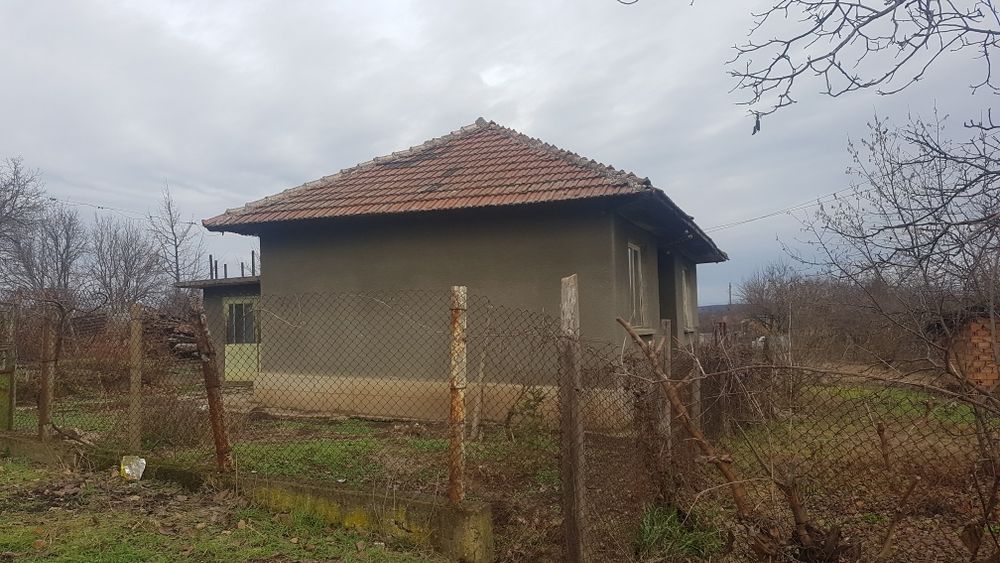 Продава се Къща в с. Сребърна, Област Силистра - 100 кв.м за 178 €/кв.м - Снимка #1