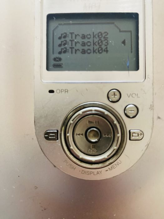 Sony  D-NE900  walkmаn CD MP3