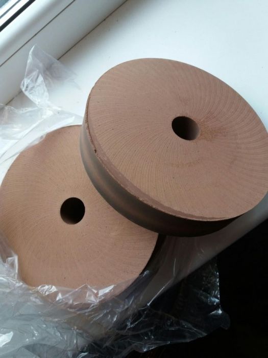 Продам НОВЫЕ Полировальные круги для стекла