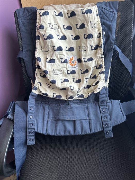 Marsupiu ergobaby