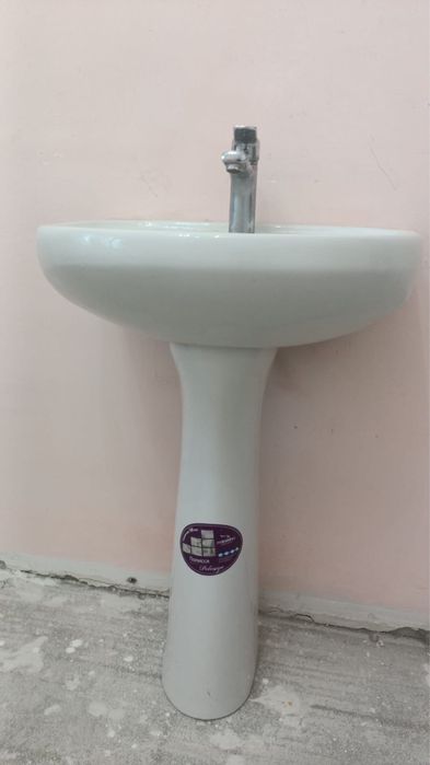 Ванна и раковина продам