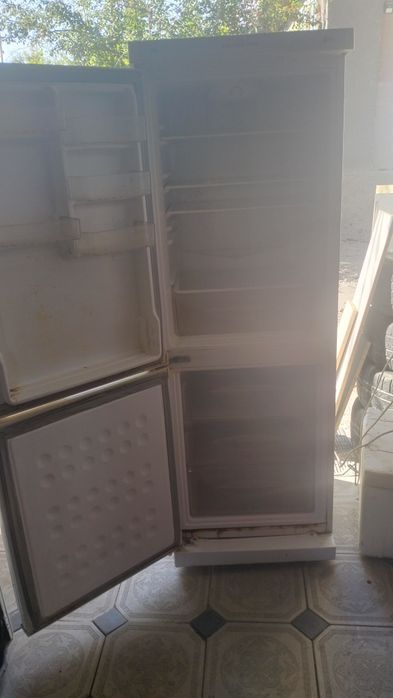 Продам холодильник LG