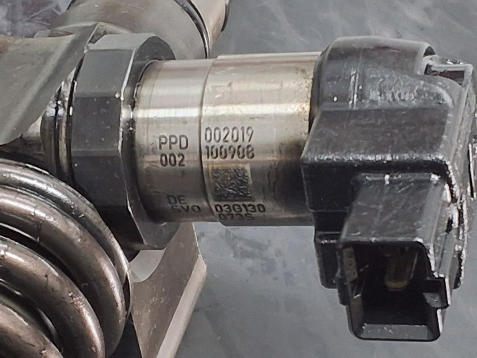 injectoare volkswagen passat b6 3c (2005-2010) 2.0 motorina 2007