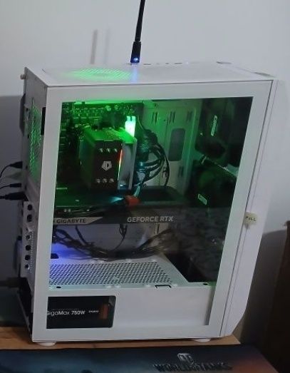 Игровой компьютер продам