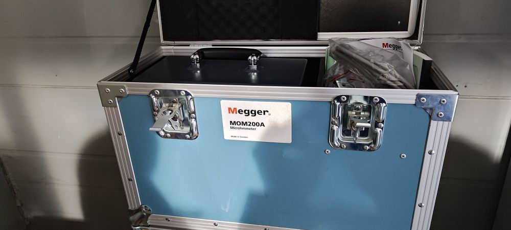 Микрометр Megger MOM200A