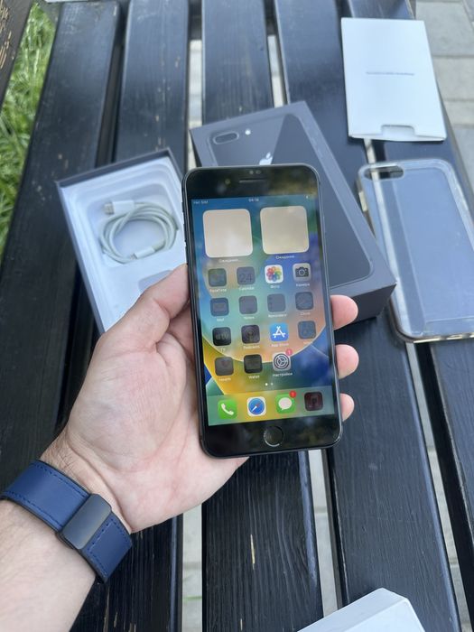Продам Телефон Айфон 8 Plus 256Gb
