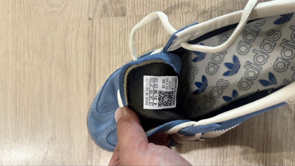 Кроссовки Adidas spezial