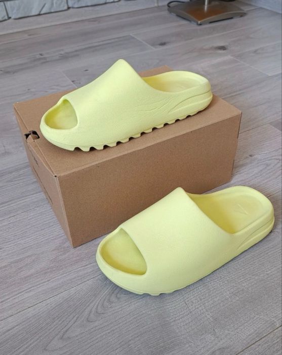 Yeezy slide originali