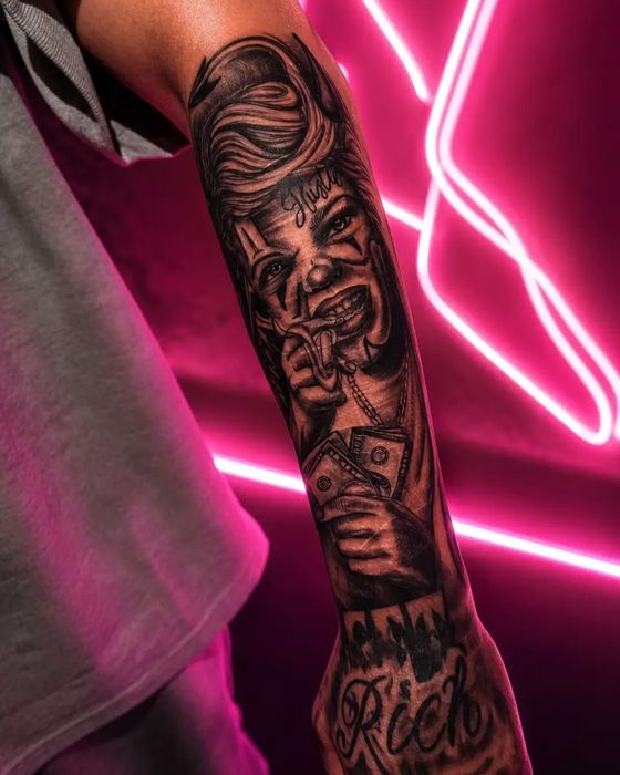 Amyru Tattoo - Tatuaje , Piercing si PMU
