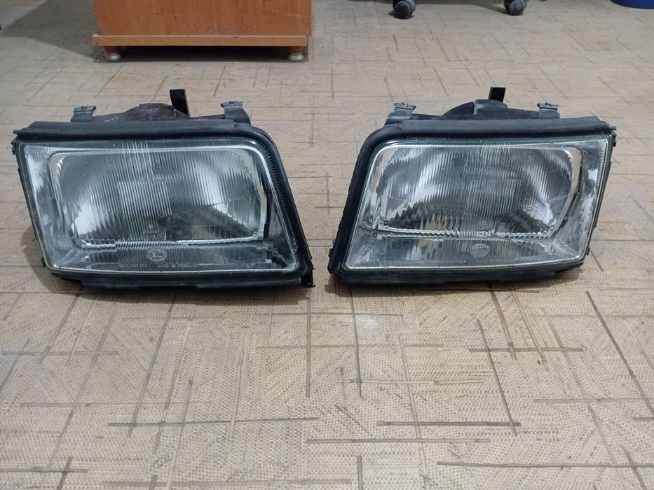 Фары Ауди 100с4 оригинал