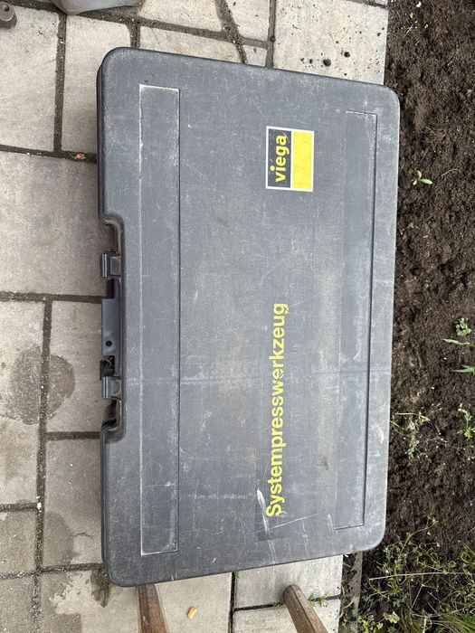 Vind presa sertizare electrica Viega Pressgun 4E la cutie