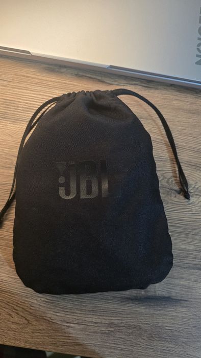Наушники JBL Live 660NC