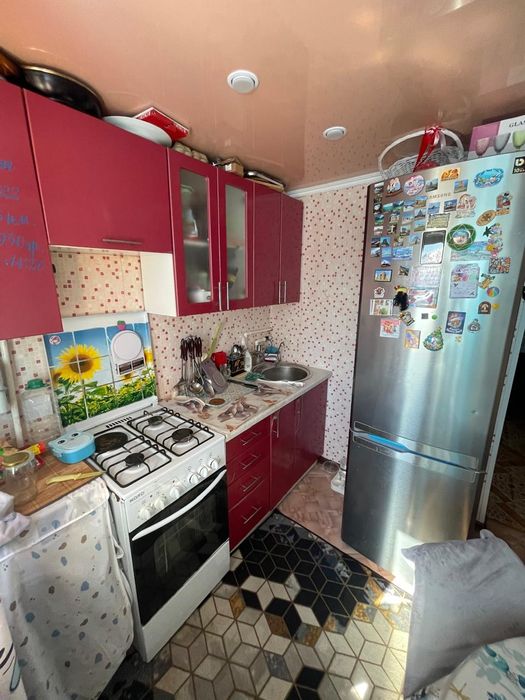 Продам 1 комн КВ район Черемушки.