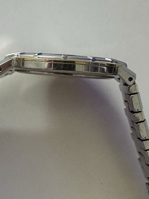 Universal geneve quartz ref.655.001