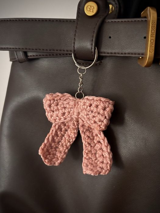Breloc Fundiță Croșetată