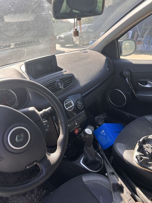 RENAULT Clio 2011 — imagine 3