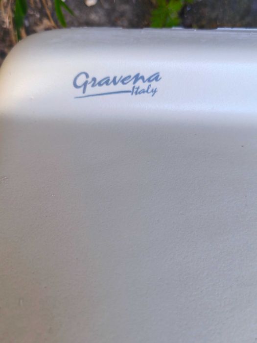 Мивка за баня Gravena със сифон и батерия