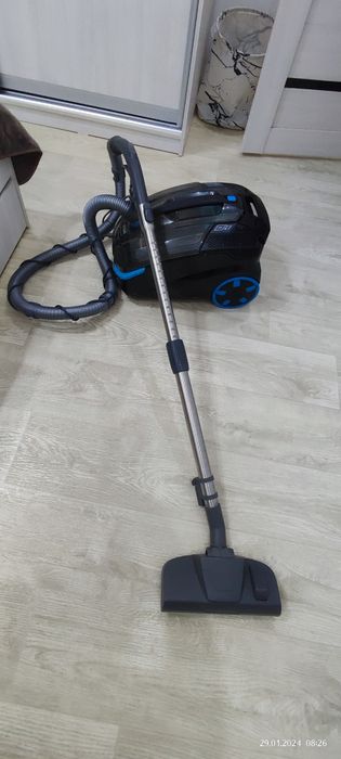 Продам моющий пылесос