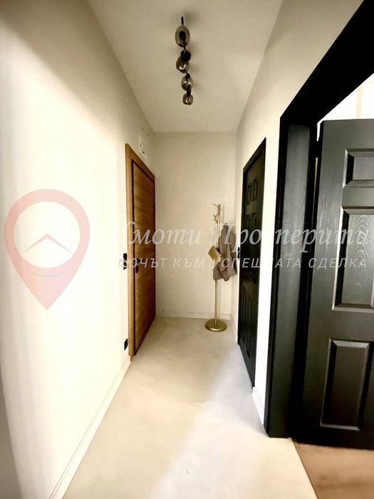 Продава се Тристаен апартамент в София, Център - 90 кв.м за 5000 €/кв.м - Снимка #4