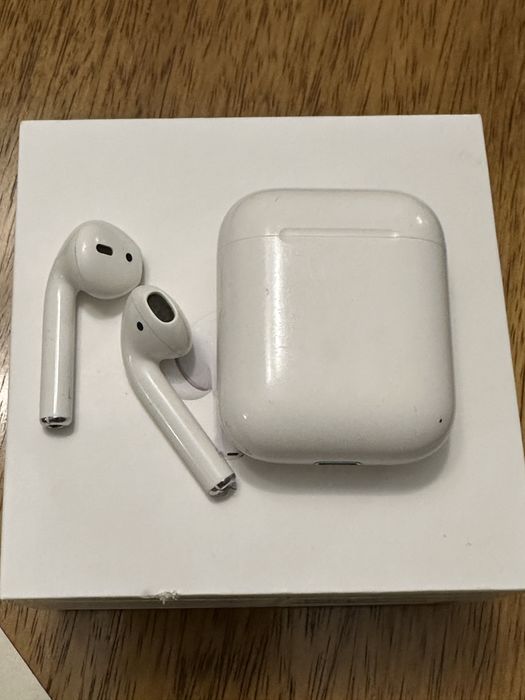 Наушники airpods