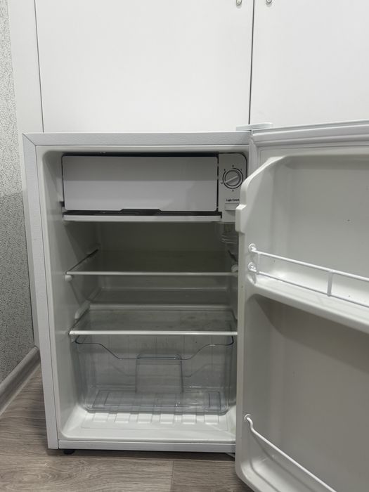 Холодильник, почти не пользовались