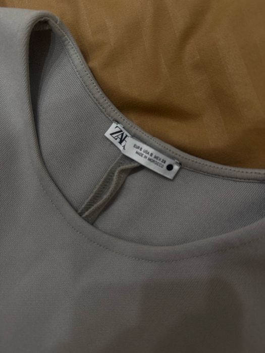 Платье Zara серое