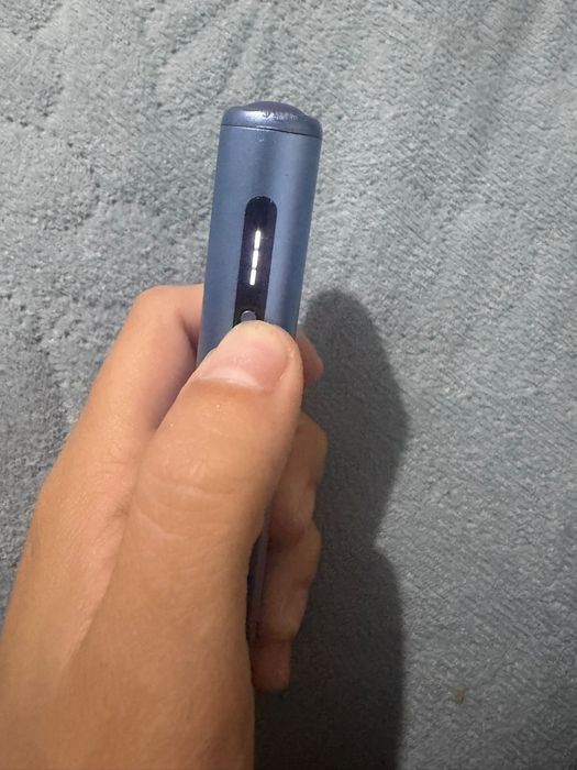 Iqos albastru/violet,nou, fără urme de uzură. Vând iqos nou, fără urme de uzură. Este folosit de câteva ori. Îl vând deoarece, m am lăsat de fumat.
