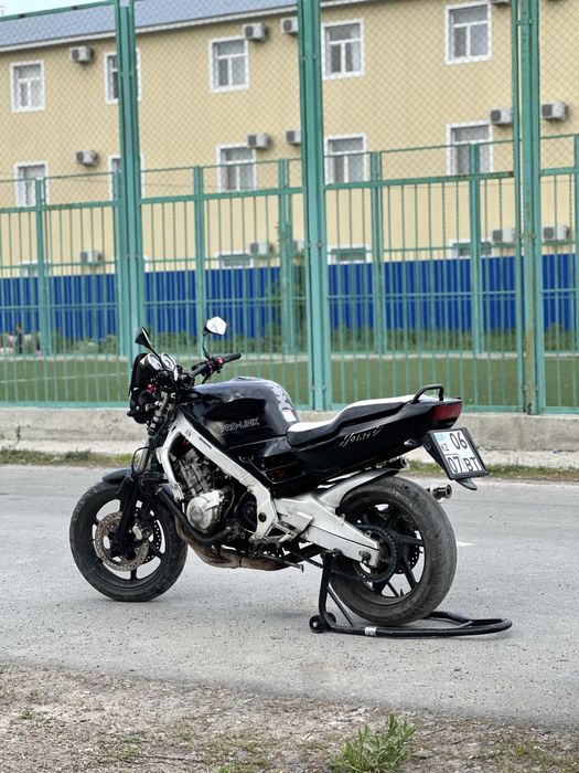 Honda CBR 600 f2