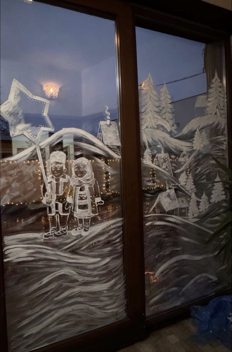 Pictura pe perete si relief decorativ | București