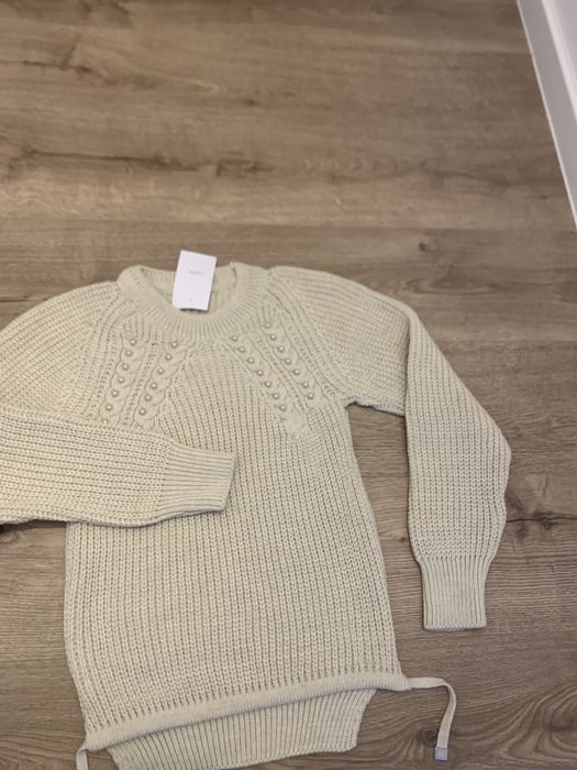 Bluza noua xs model deosebit