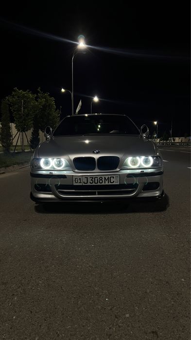 BMW e39 528i металлик