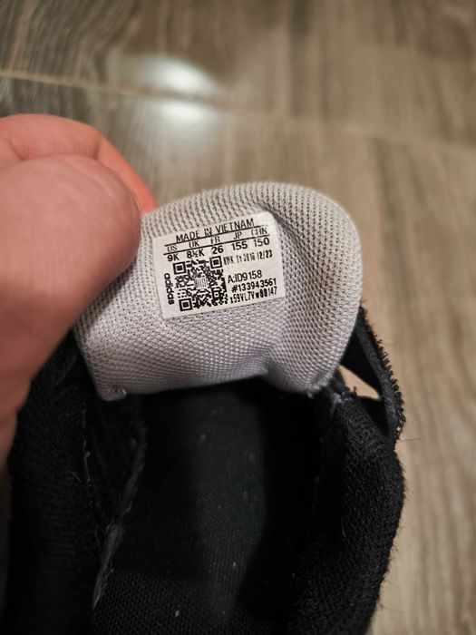 Обувки детски маратонки кожени Дисни Адидас  домашни обувки