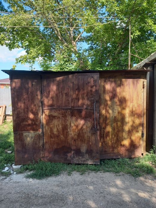Продам металлический гараж