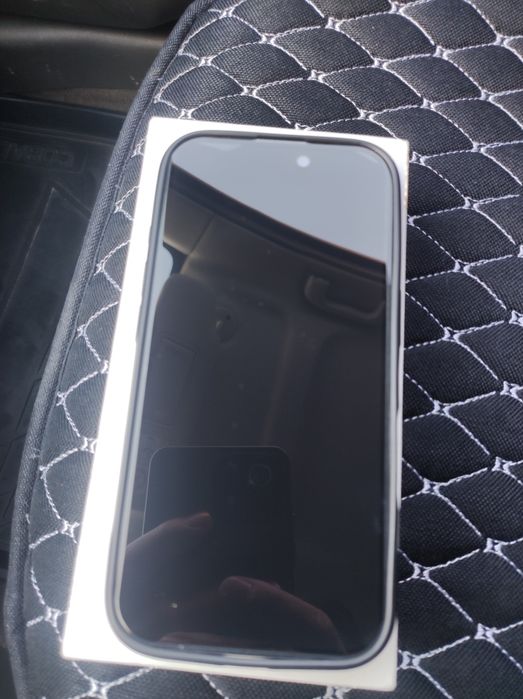 Продам айфон 16 iPhone