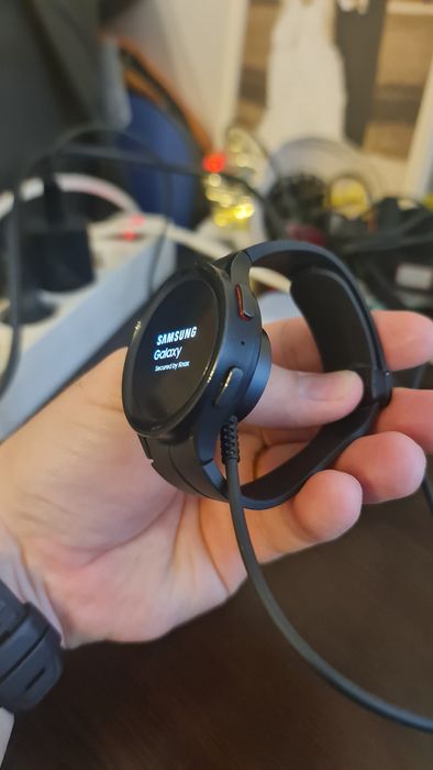 Vand Samsung Galaxy Watch 5 Pro LTE – smartwatch premium