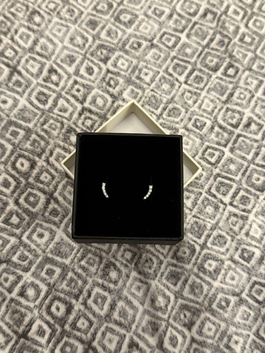 Обеци Blush с кристали – чисто нови, с кутия