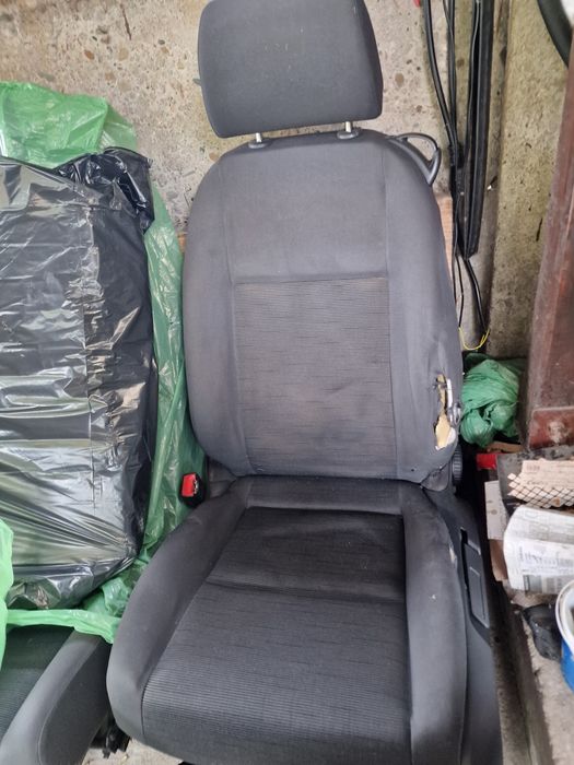 Interior Golf V 2 usi , Scaun Pasager, Banchete spate, Scaun sofer, Volkswagen Golf 5 2 usi Dezmembrez Piese