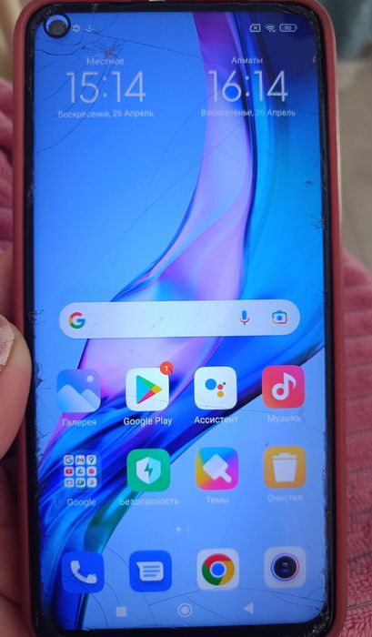 Телефон Redmi Note 9