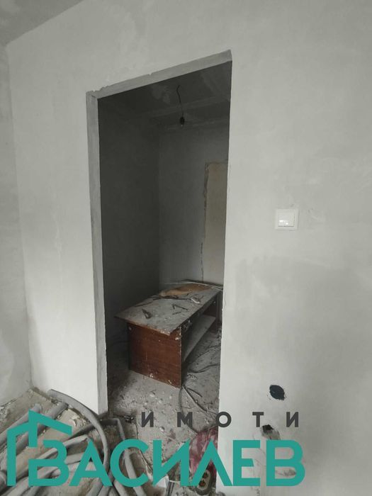 Продава 2-СТАЕН град Перник, Изток