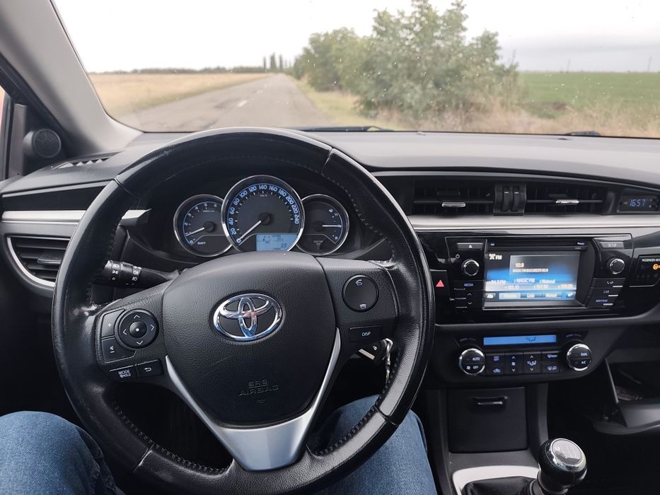 Toyota corolla 2015 ,  1,4 diesel  d4d , 151000 km