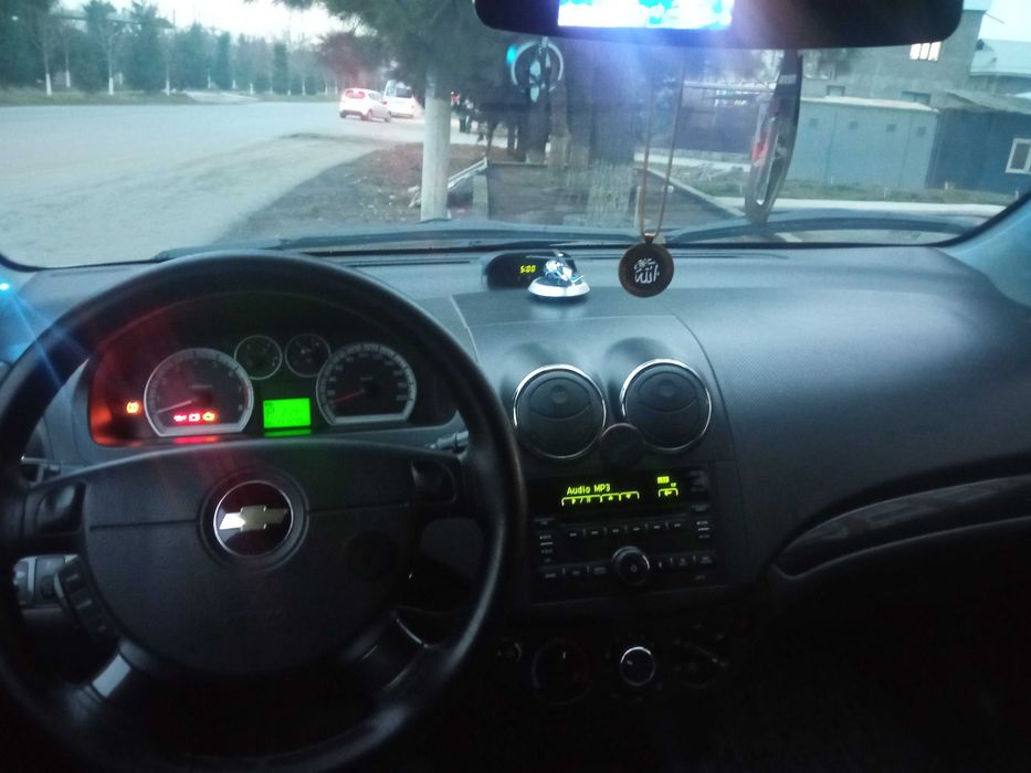 Yengil moshina sotish