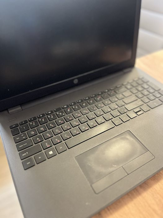 Лаптоп HP 250 G6